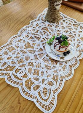 F212 满工百代丽桌旗白色棉质 60*40cm