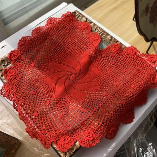 红色细线钩针立体花心形盘垫20×25cm棉质 C117