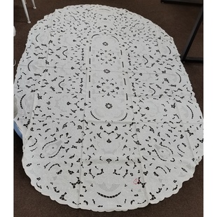 麻质2.4 D207 白色 满工手绣 1.6米 椭圆桌布