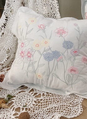 A311 手绣靠垫套 康乃馨花稿 白色 棉质40cm 不含芯