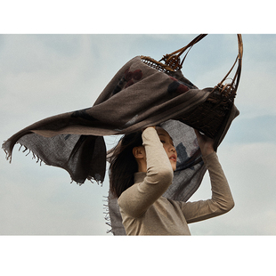 双面手绘柿柿如意羊绒围巾 卓 色织提花披肩 Say