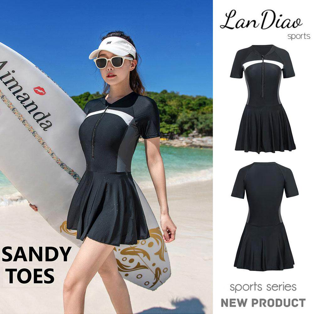 泳衣女大码2025新款连体裙式保守遮肚显瘦高级感泡温泉游泳馆专用