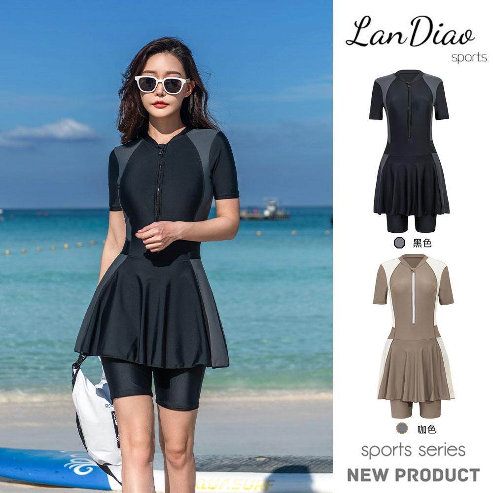 泳衣女2025新款连体保守修身显瘦泡温泉大码胖mm游泳馆专用游泳衣