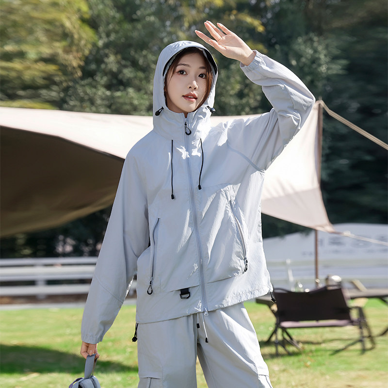 外贸尾单户外防晒衣女夏季薄款连帽拉链外套防紫外线速干运动服