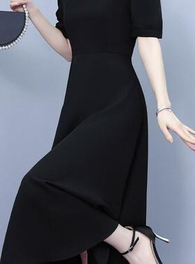 法式赫本风小黑裙时尚方领连衣裙女装夏季今年流行爆款晚礼服裙子