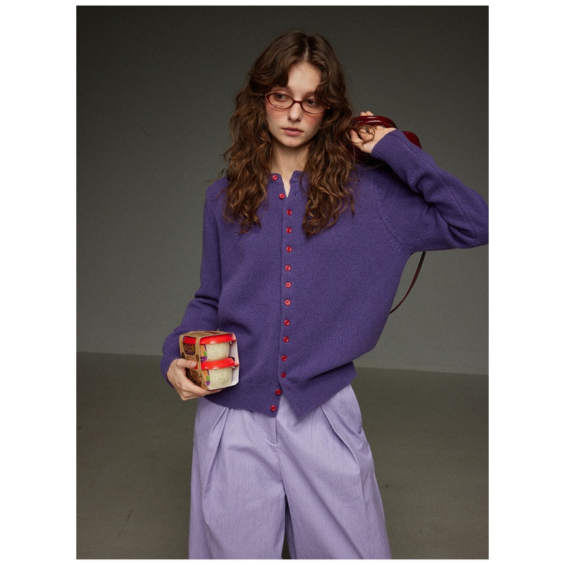 紫色高级感单排扣圆领针织开衫女春法式复古软糯时髦毛衣外套上衣