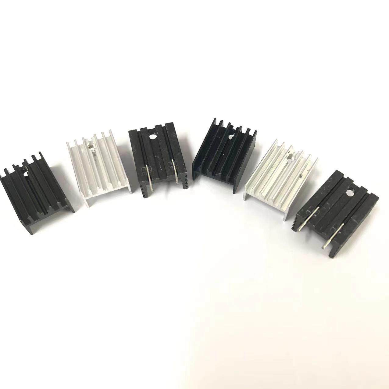 TO220散热片 三极管散热器 20*15*10MM 带针 双针 无针 黑色/铝制