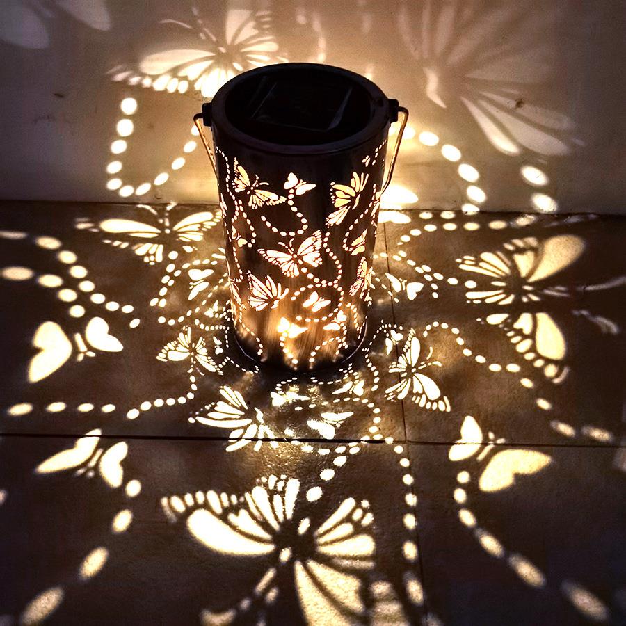 厂家直销跨境热销太阳能灯金属直桶镂空投光景观灯悬挂手提户外灯