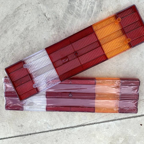 徐工吊车配件 XCT后尾灯 尾灯壳 XC12-xct75 25KC 25KD 尾灯灯壳