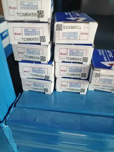 亚德客三轴三杆带导杆气缸TCM20X20S/25S/30S/40S/50S/60/70S/80S