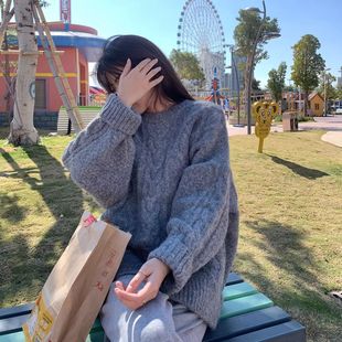 秋冬韩版 套头上衣女 宽松毛衣女学生大码 加厚外穿慵懒风麻花针织衫