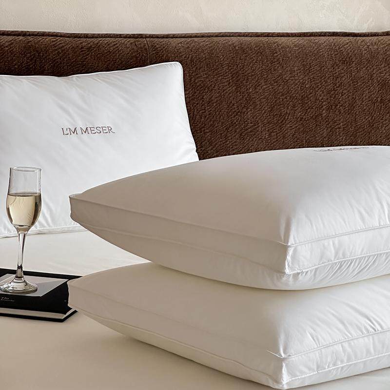 全棉五星级酒店慢回弹枕芯蓬松不易塌陷助眠护颈枕羽丝绒单人枕芯,床上用品,枕头/枕芯,淘宝优惠券,粉丝福利购,淘宝优惠卷