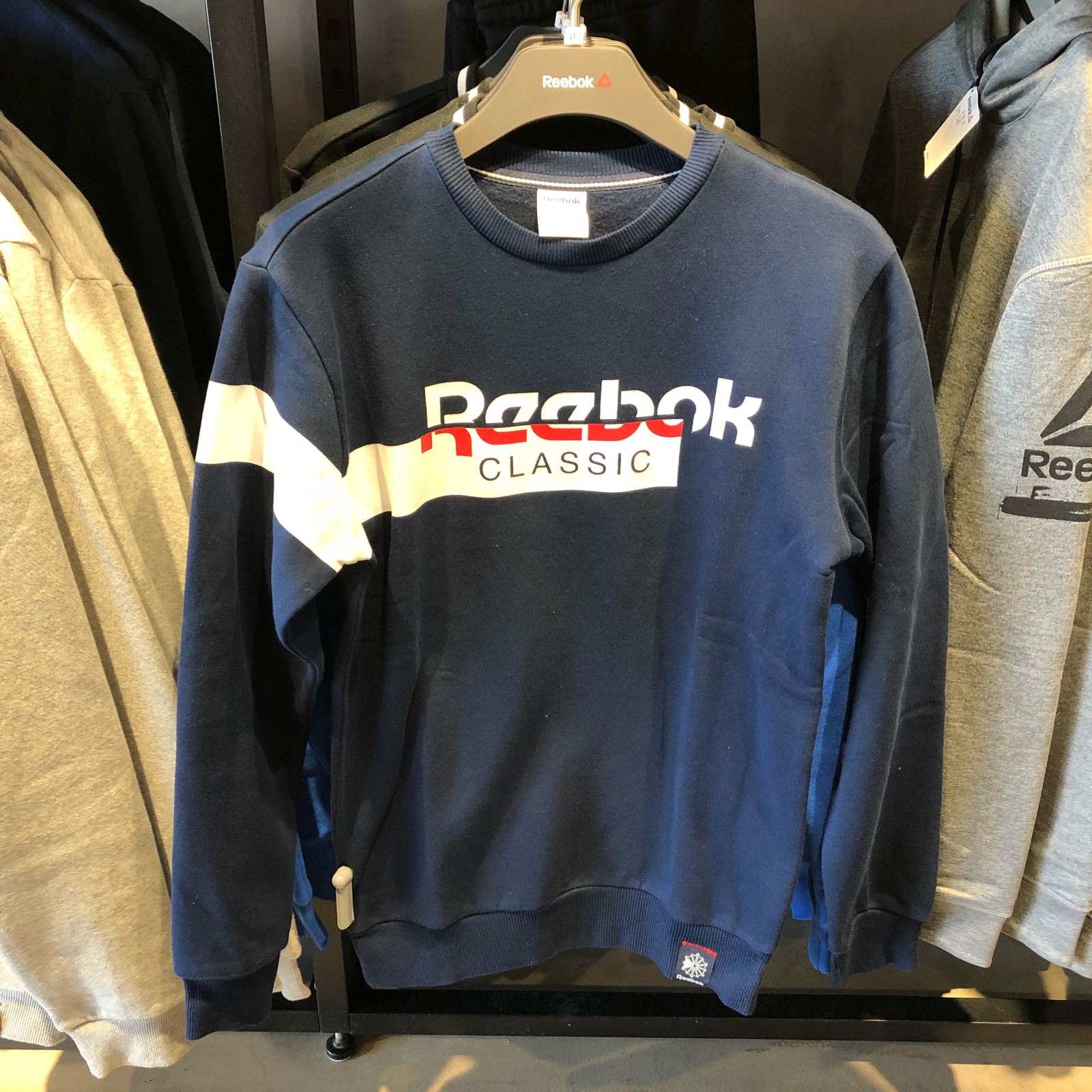 Reebok/锐步 男子经典字母运动跑步休闲套头衫卫衣DH2049 DH2064