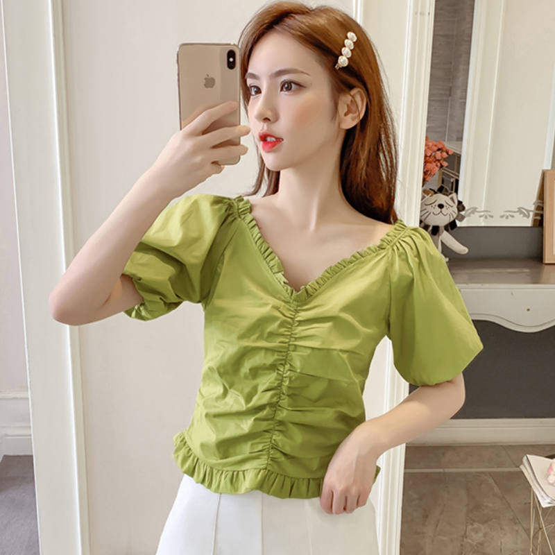 2019夏季款韩版木耳边V领皱褶泡泡袖修身收腰洋气衬衫女短款上衣|ruв категории Женская одежда, рубашка - от Buy2taobao.com для оказания профессиональной услуги покупки агента Taobao