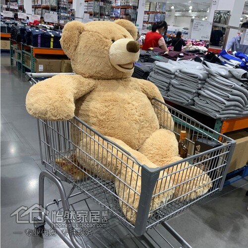 Costco设计出一只比人还大的玩具熊后 又盯上了大到可怕的龙虾