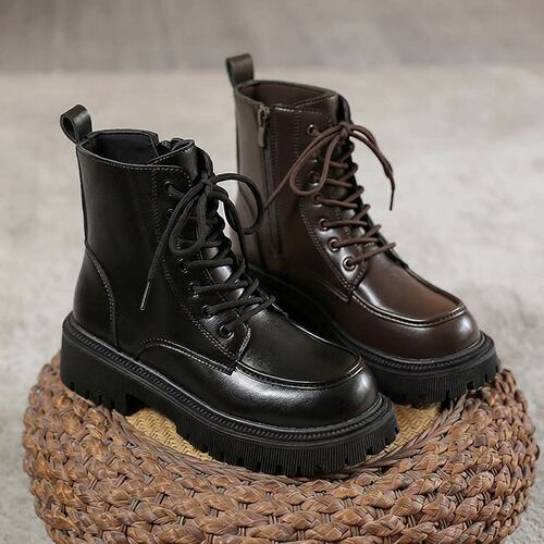 Short barreled Martin boots for women, low heeled leather f