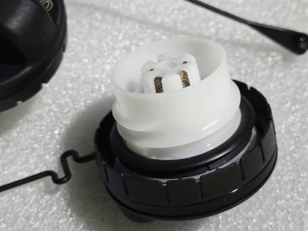 适用于比亚迪F3油箱盖总成G3R速锐L3S6S7加油口盖油箱盖内盖密封