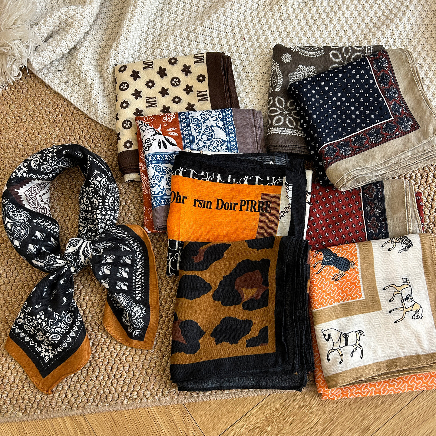 2025复古百搭方巾女春秋季系脖领巾外搭包头巾高级感装饰搭配衬衫,服饰配件/皮带/帽子/围巾,围巾/丝巾/披肩,淘宝优惠券,粉丝福利购,淘宝优惠卷