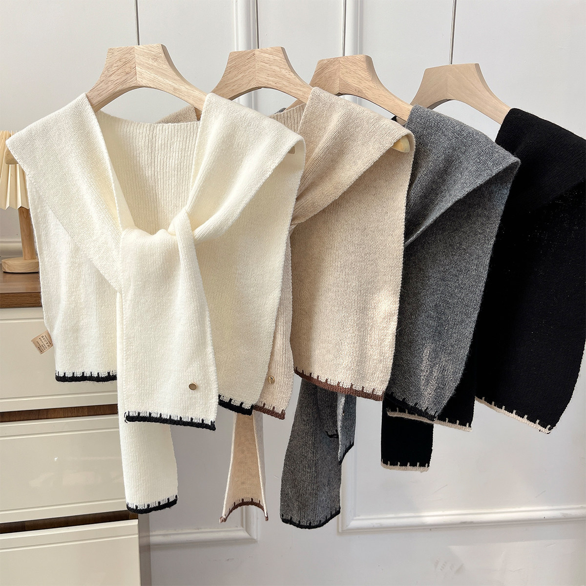 高级感小香风外搭小披肩女春夏新款设计感锁边针织坎肩空调房搭肩,服饰配件/皮带/帽子/围巾,围巾/丝巾/披肩,淘宝优惠券,粉丝福利购,淘宝优惠卷