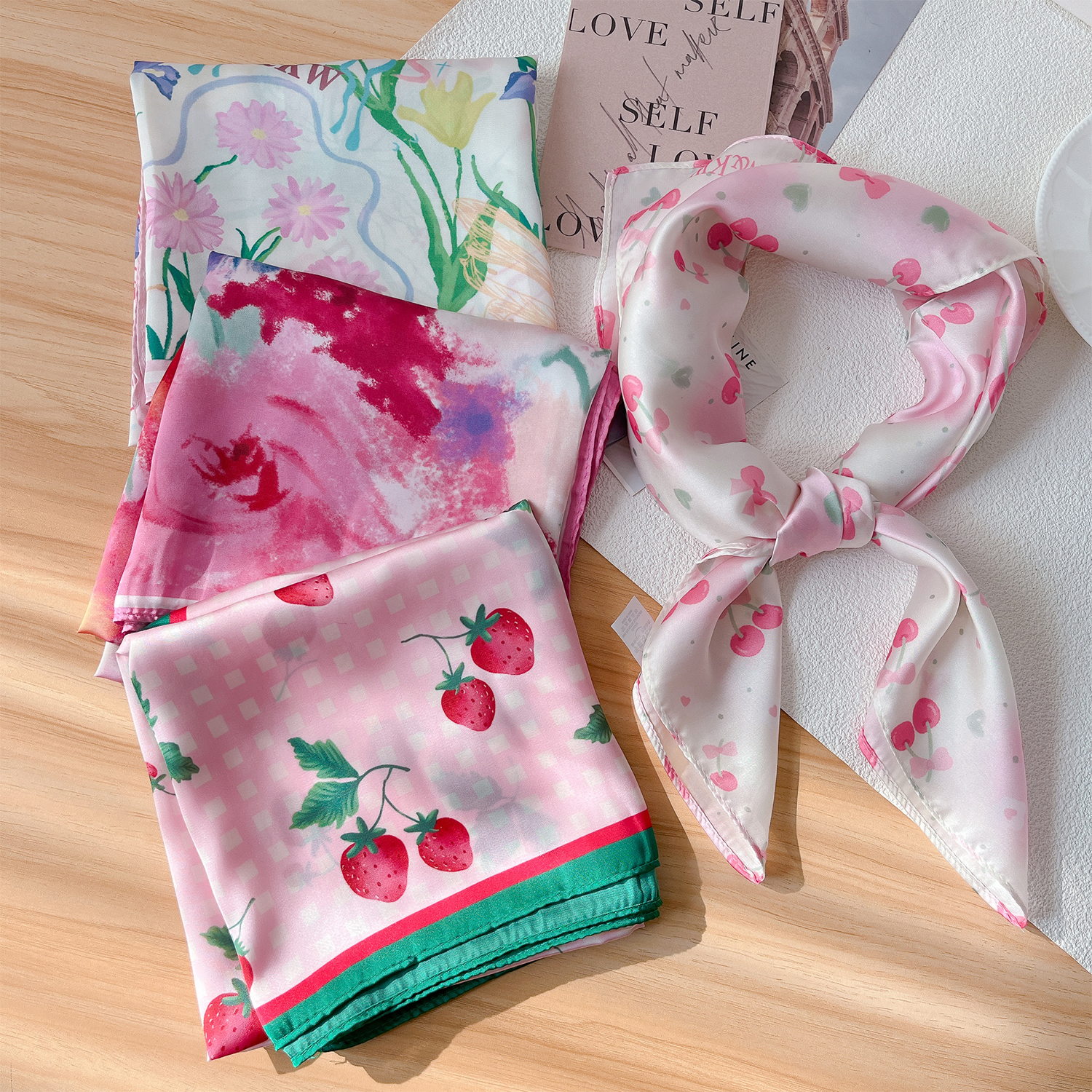 新款方巾女秋冬季高级感女百搭法式包头搭配衬衫头巾法式防晒丝巾