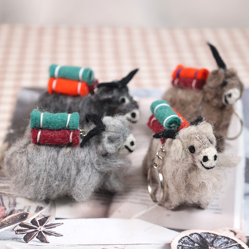 尼泊尔手工羊毛毡牦牛玩偶小牛可爱丑萌毛绒公仔包挂件钥匙扣礼物