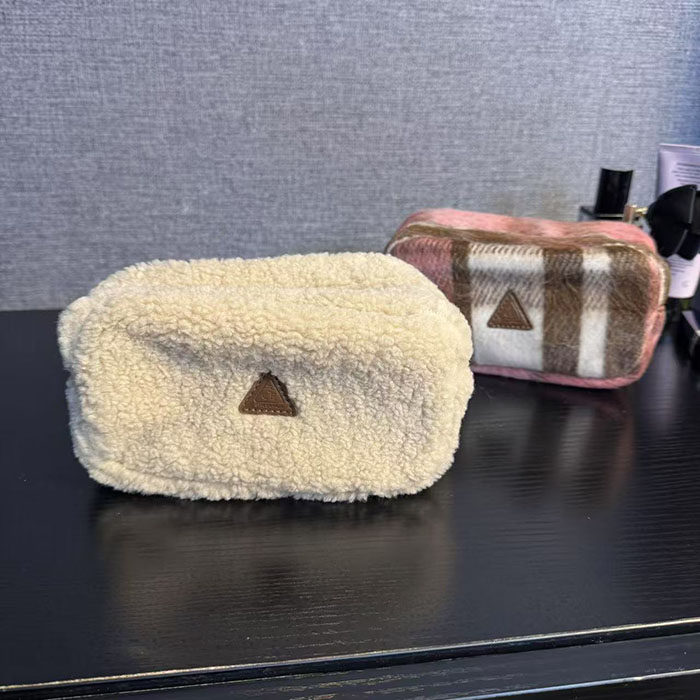 ��ɫ �ļ����� ����β�� ����޿ɰ����������λ�ױ���ʴ����ɴ� 2ɫ