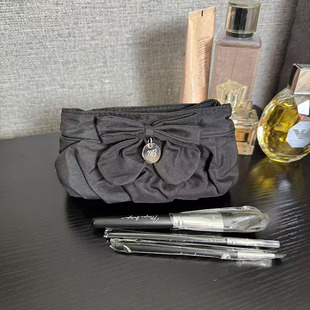 四件包邮 出口尾货 小巧便携黑色蝴蝶结化妆包加3支化妆刷套装