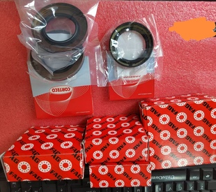 适用奔驰GLA GLC GLK GLE GLS前后差速器轴承油封修理包四驱总成
