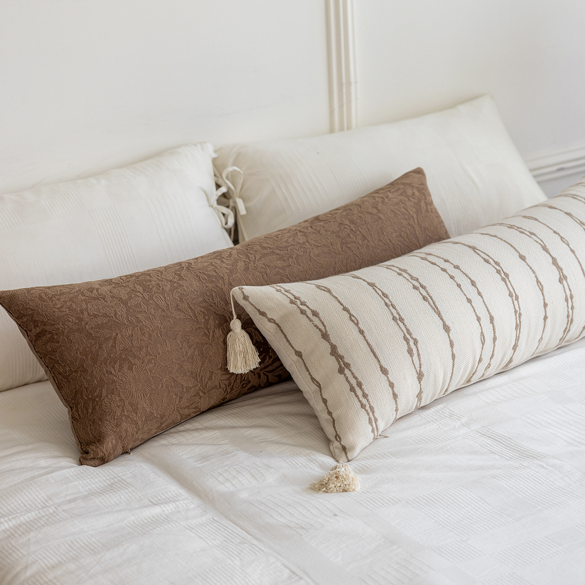 侘寂风沙发抱枕女生睡觉长条靠枕客厅装饰靠背枕床头靠垫腰枕