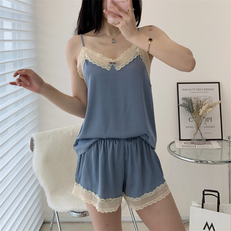 日韩小清新女夏性感蕾丝花边V吊带短裤宽松休闲冰丝缎家居服套装