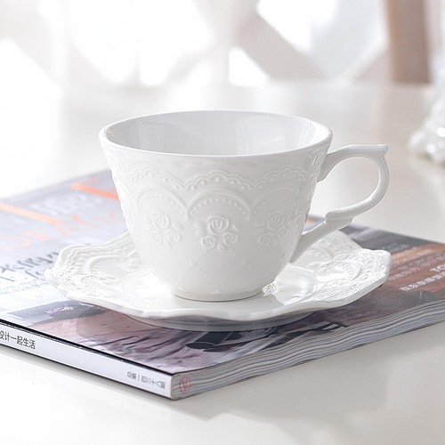 复古咖啡杯碟釉色满韵送瓷勺浮雕