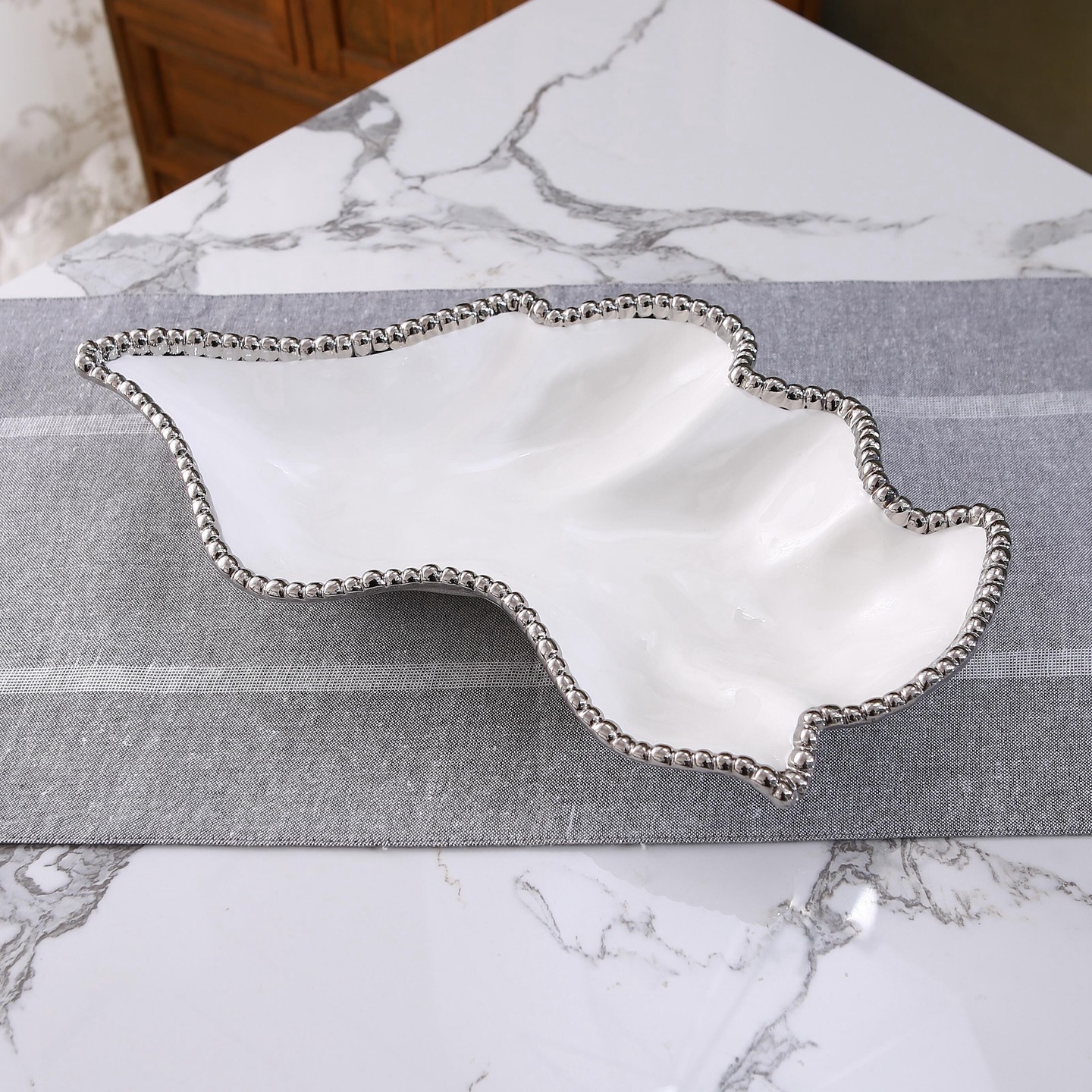 白色工艺镀银珍珠摆盘欧式会所家居客厅16英寸大水果盘婚庆盘瑕疵,餐饮具,盘,淘宝优惠券,粉丝福利购,淘宝优惠卷