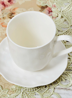北欧风格简约白色陶瓷400毫升咖啡杯碟套装送一瓷勺 红茶杯 瑕疵