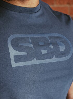 2026英国SBD限量Serenity注力男款大标纯棉T恤力量举运动健身休闲