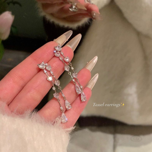 镶钻爱心闪锆水滴流苏耳环女轻奢小众高级感耳饰耳钉无耳洞耳夹