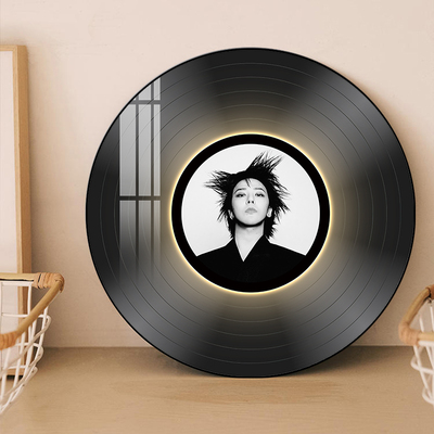 权志龙黑胶唱片挂画高级感蓝牙音响装饰画明星周边咖啡馆唱吧摆画