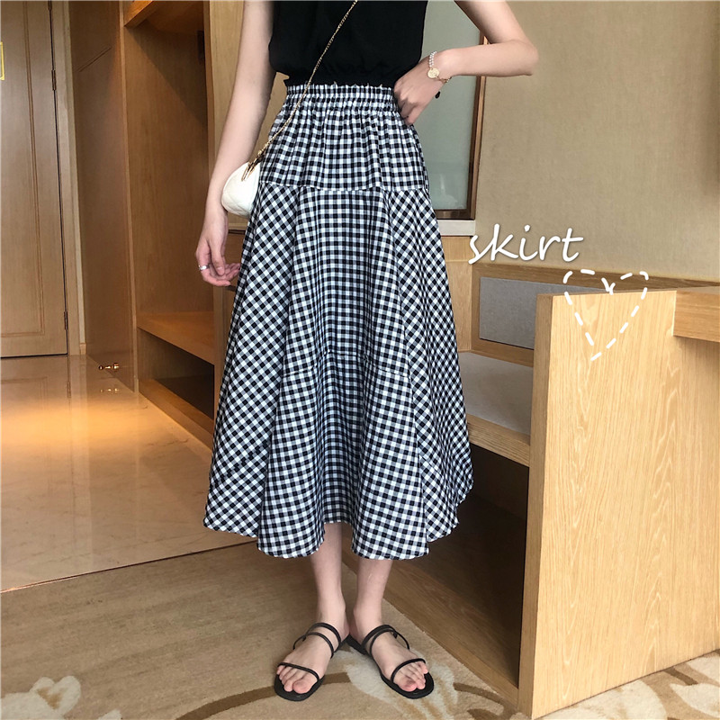 Real photo, real price, fresh Plaid A-line skirt with thin, high waist and large skirt