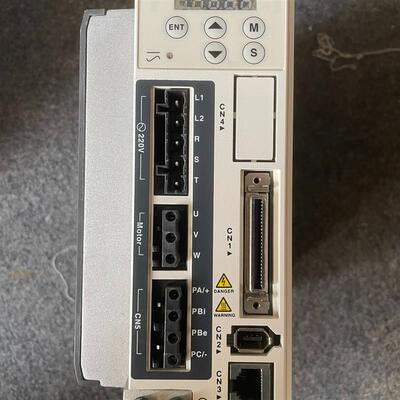 【议价】施耐德LXM23DU10M3X 伺服电机驱动器，功能包好，不