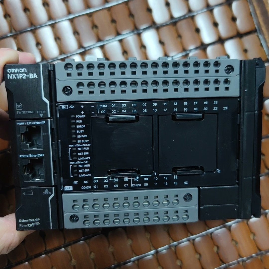 【议价】OMRON NX1P2-1040DT-BA 实物图 功能包好