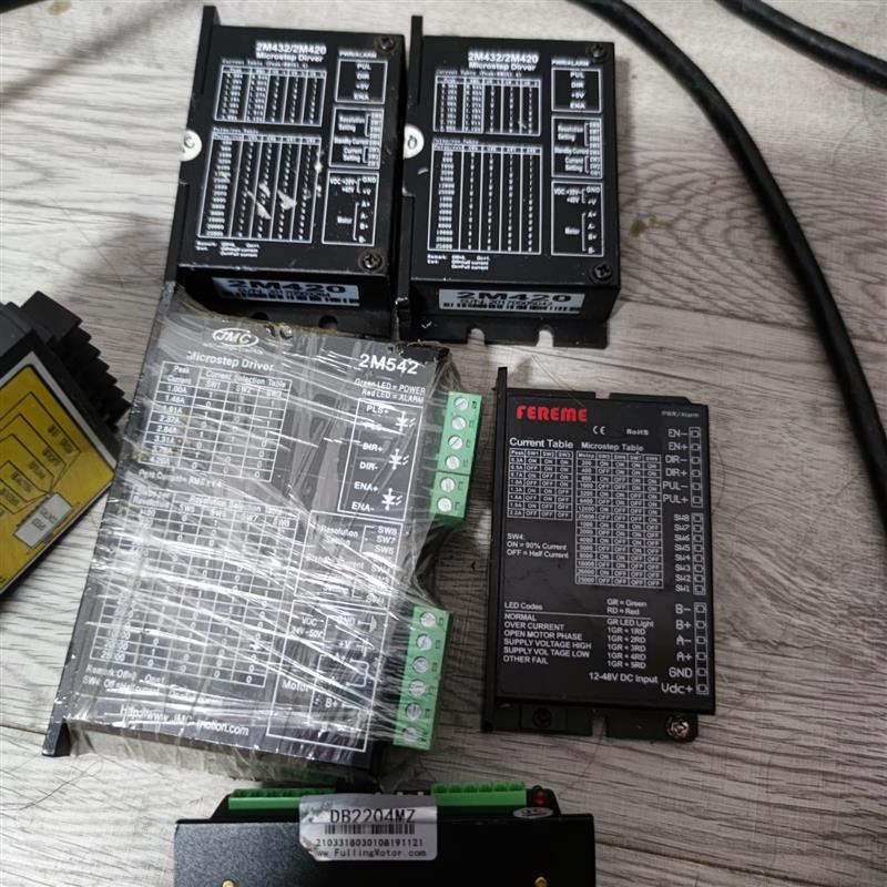 【议价】3个价拆机FEREME 杰美康驱动器 2M420 两个(还剩