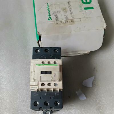 【议价】施耐德交流接触器LC1D50A，220V线圈，看上拍，全新