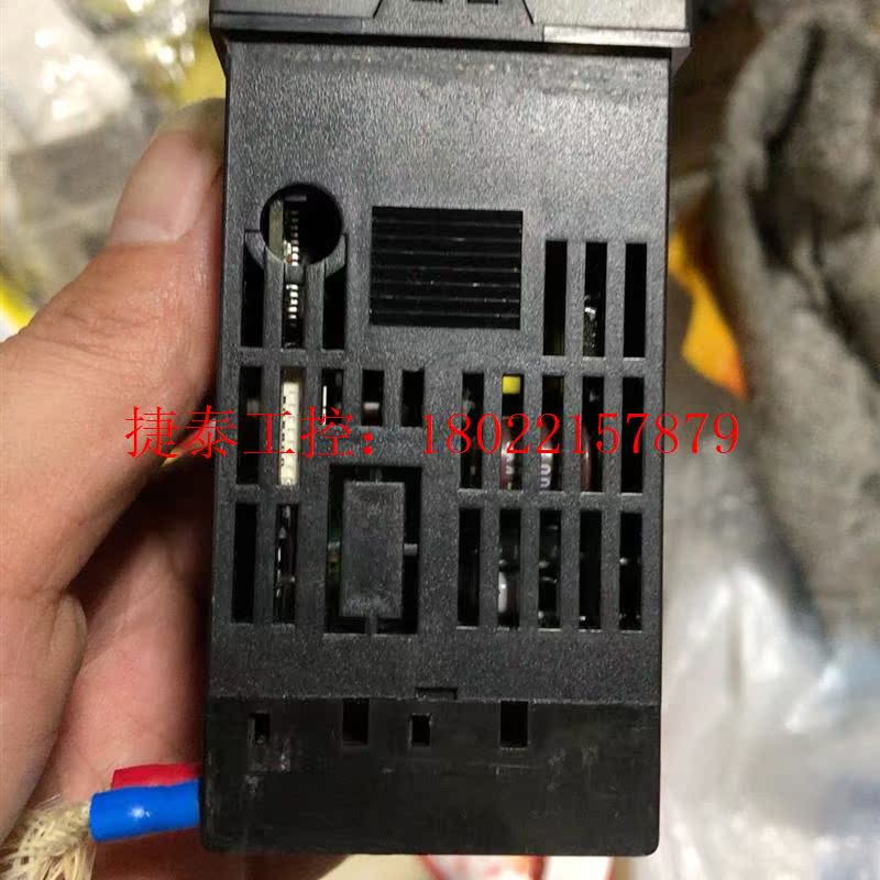 议价 PXR4TCY1-8W000-C温控表