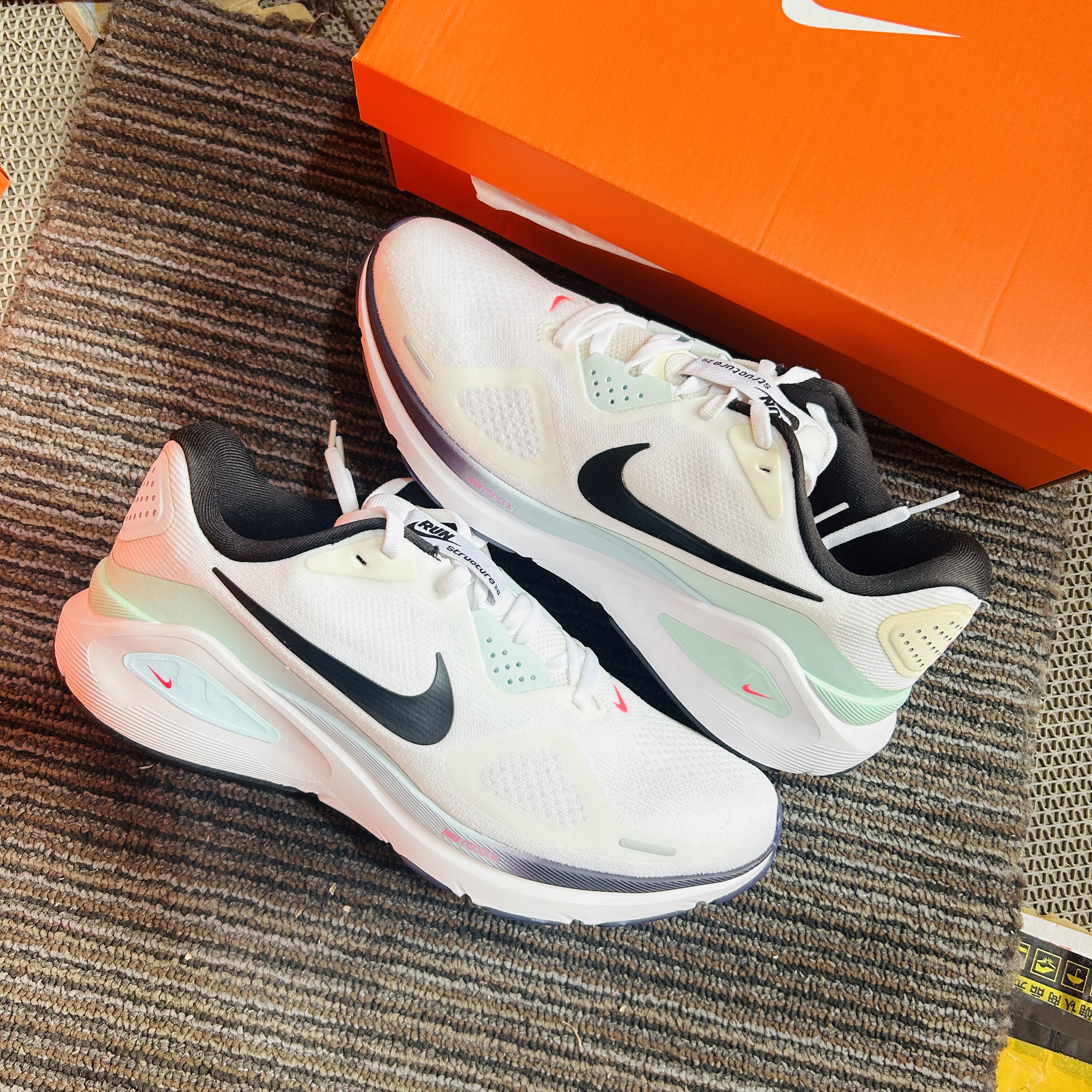 Nike耐克男鞋STRUCTURE 26夏季训练网面透气运动跑步鞋IM6675-101