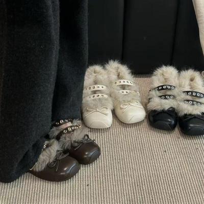 出逃鞋叛逆千金玛丽珍鞋女冬2025新款方头加绒保暖休闲毛毛小皮鞋