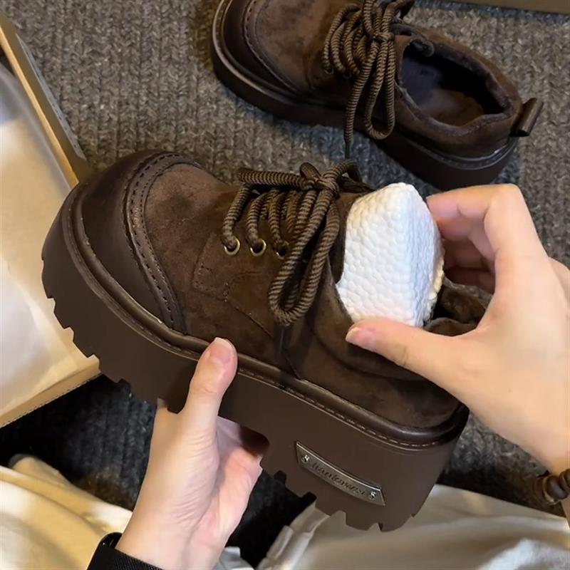 棕色复古英伦风小皮鞋女2025冬季新款厚底百搭加绒保暖勃肯棉鞋