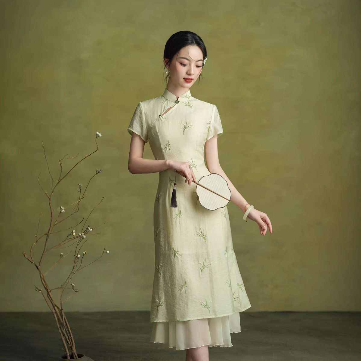 改良旗袍女夏季薄款奥黛新中式国风茶服年轻款日常可穿绝美连衣裙