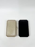 The remaining stock of the UK order from outside is a fashionable, light luxury, shiny velvet surface, metal mouth and gold chain evening clutch thumbnail 5