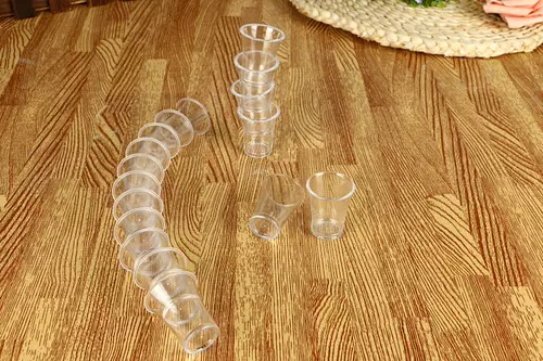 Святое приложение для применения инструментов Утилизация посуды Пластиковая чашка Священной еды