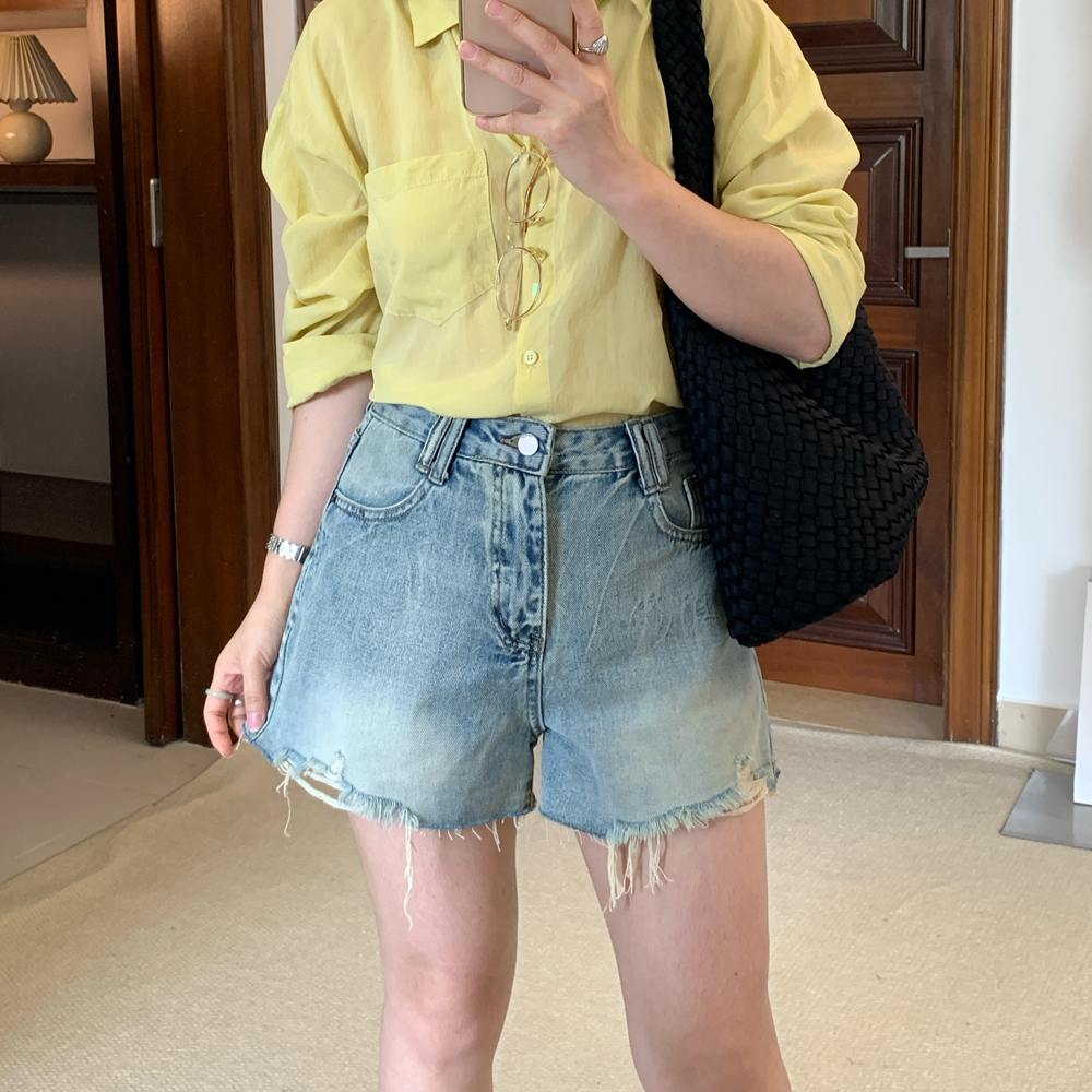 Omang桃喜 浅蓝色毛须边牛仔短裤女夏季小众设计感显瘦辣妹热裤