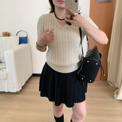 Omang桃喜 正肩V领麻花针织短袖上衣女夏季小个子修身显瘦半袖T恤